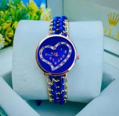 GIRL STYLYLISH WATCH BUY ONE GET ONE FREEAshiyana Shopping Mall